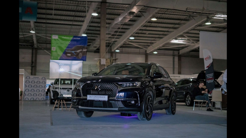Знайомтеся з унікальним гібридом DS Automobiles на виставці Plug-In Ukraine 2021