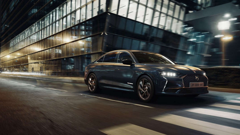 Розкрито комплектації преміального бізнес-седану DS 9 для України